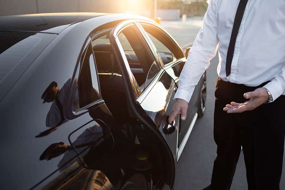 Service de transfert en taxi depuis Sanary-sur-Mer vers l'aéroport de Toulon-Hyères