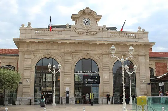 gare SNCF toulon transfert vers hôtels, toutes destination